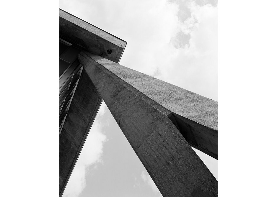 This shot captures one of the building's characteristic flying buttresses.