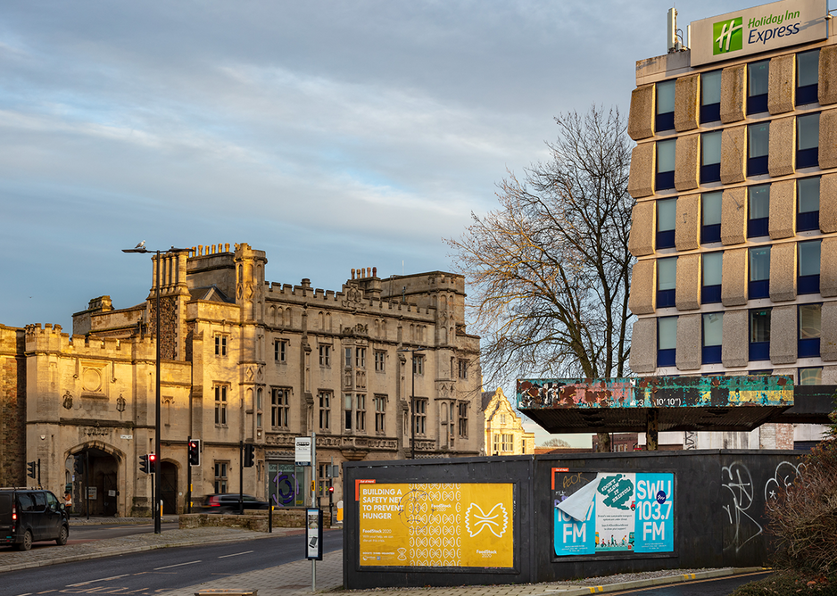 The edging towards the castellations of Temple Meads Station’s buildings, en route from Redcliffe and the city centre.