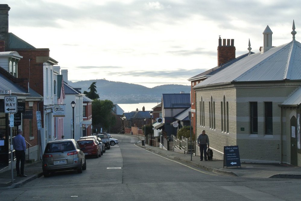 The river forms the backdrop to the Victorian inner suburb of Battery Point.