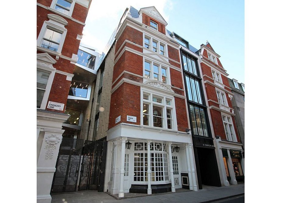 Double-glazed timber sash windows from the Lomax + Wood Kensington & Chelsea range, Chancery Lane, London.