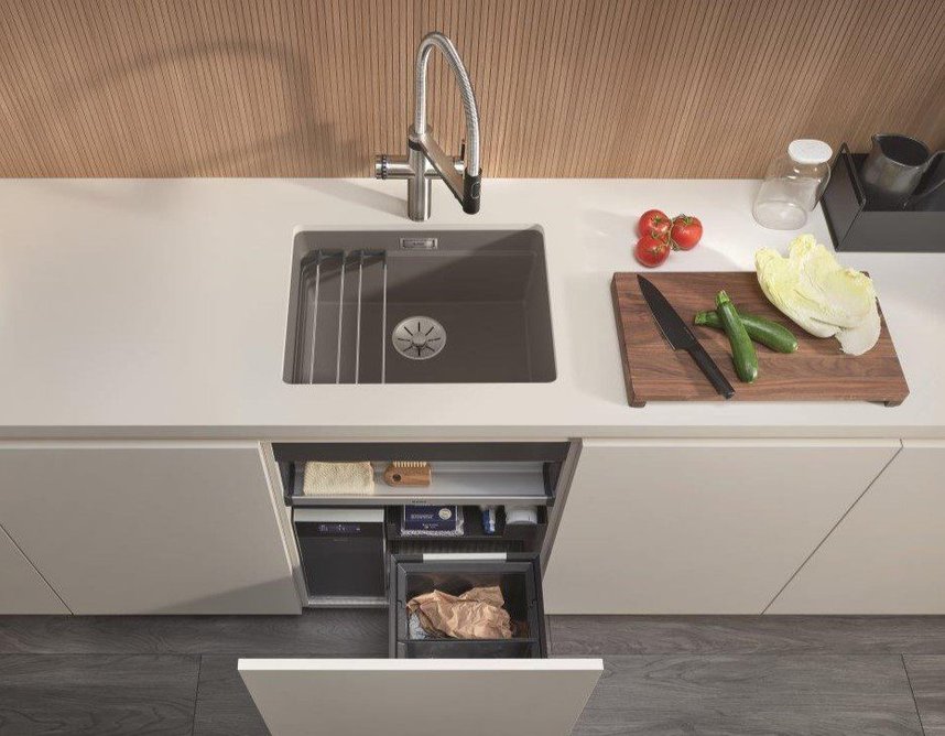 The Blanco Unit: An integrated kitchen water hub solution designed to make everyday life easier.