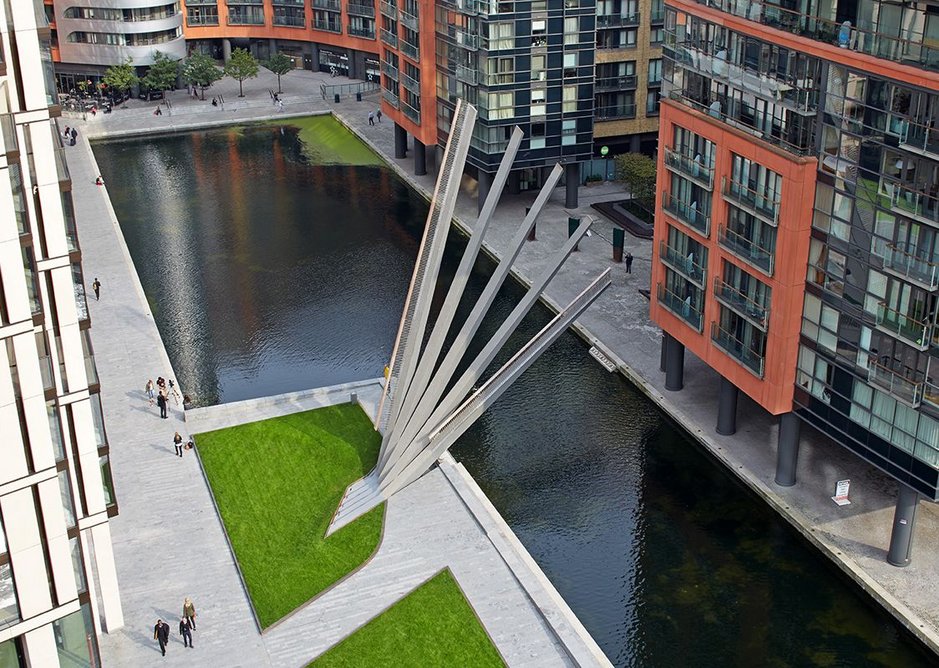 Extreme fabrication accuracy creates a novel and exciting structural bridge at Merchant Square. Knight Architects with steelwork by S H Structures.