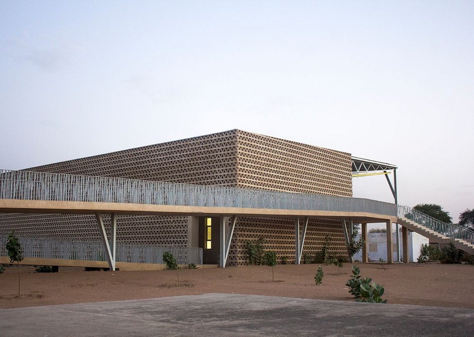 Alioune Diop University Lecture Building. Bambey, Senegal, designed by IDOM.