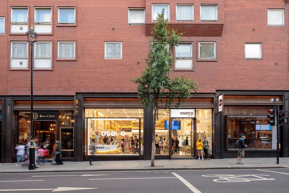 A Edmonds & Co created the metalwork for Buckley Gray Yeoman’s Central Cross scheme in Chinatown, London.