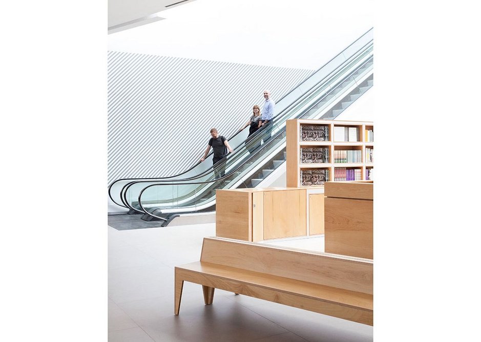 Neolith Sinstered Stone helped to unify different areas on MALBA's ground floor.