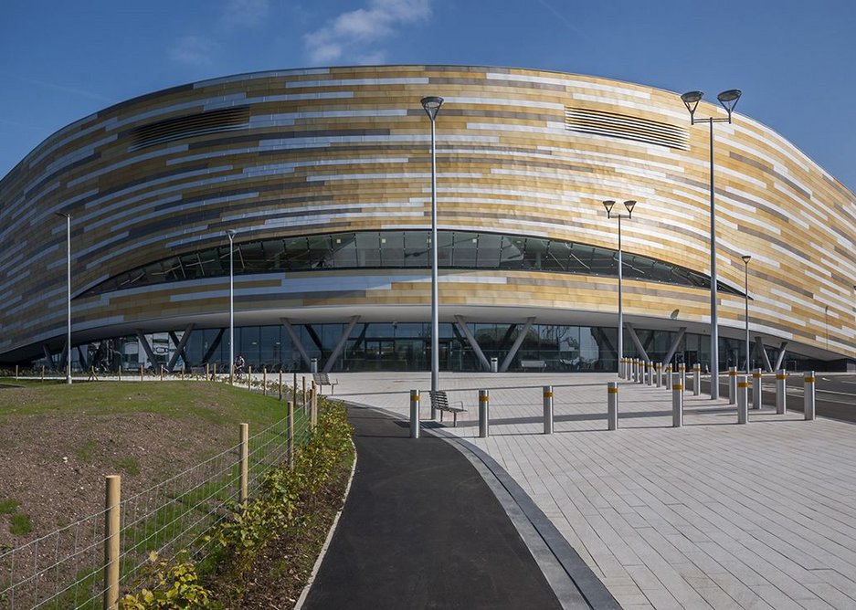 A highly-efficient steel-framed structure gives Derby Arena a state-of-the-art multi-use sports facility. FaulknerBrowns with steelwork by Billington Structures.