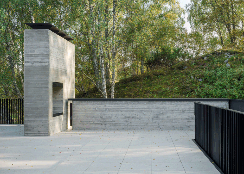 A private roof terrace rivalling the edge line of the quarry. With chimney and space for an outdoor blaze too.