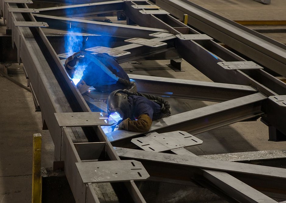 Fabrication of The Optic Cloak by Conrad Shawcross, 2016.