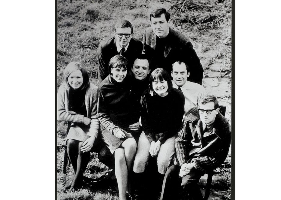 Team 4 with Tony Hunt: (back row, left to right) Tony Hunt, Frank Peacock; (front row left to right) Aline Storry, Wendy Foster, Richard Rogers, Su Rogers, Norman Foster, Maurice Philips