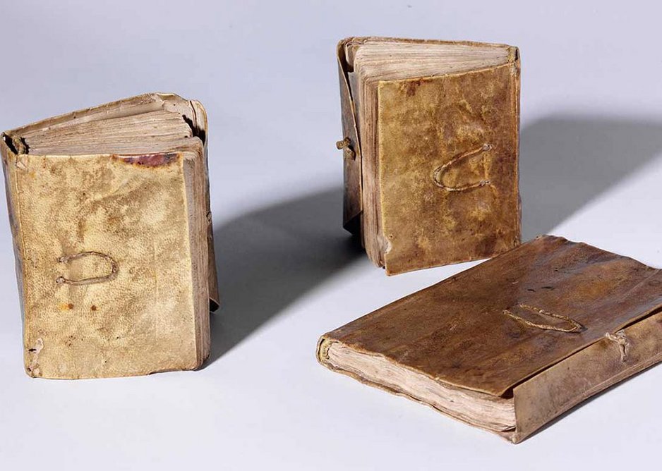 A number of Leonardo da Vinci’s notebooks can be seen on the Victoria & Albert Museum website. (Left to right-) Codex Forster II, folio 10 verso and folio 11 recto, Leonardo da Vinci, late 15th century, Italy. Museum no. MSL1876Forster141II. © Victoria and Albert Museum, London