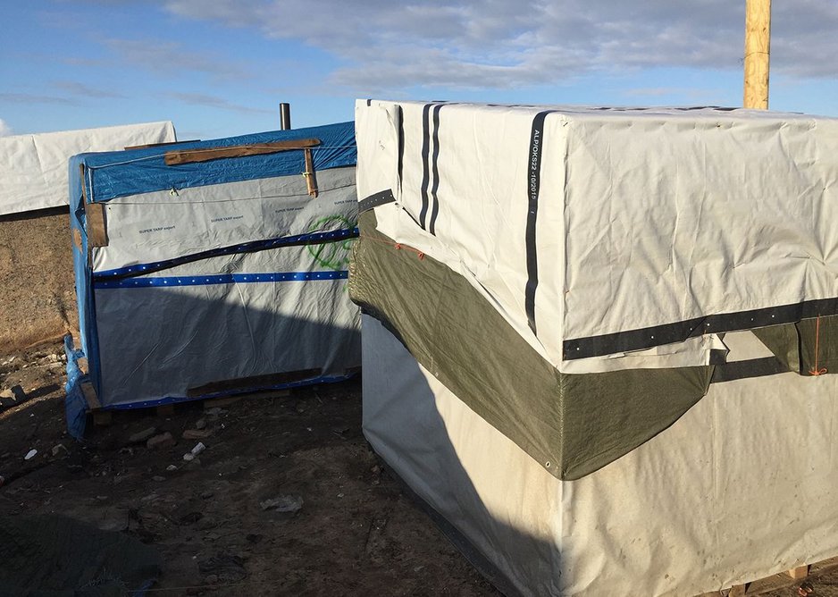 Shelters in the Calais camp
