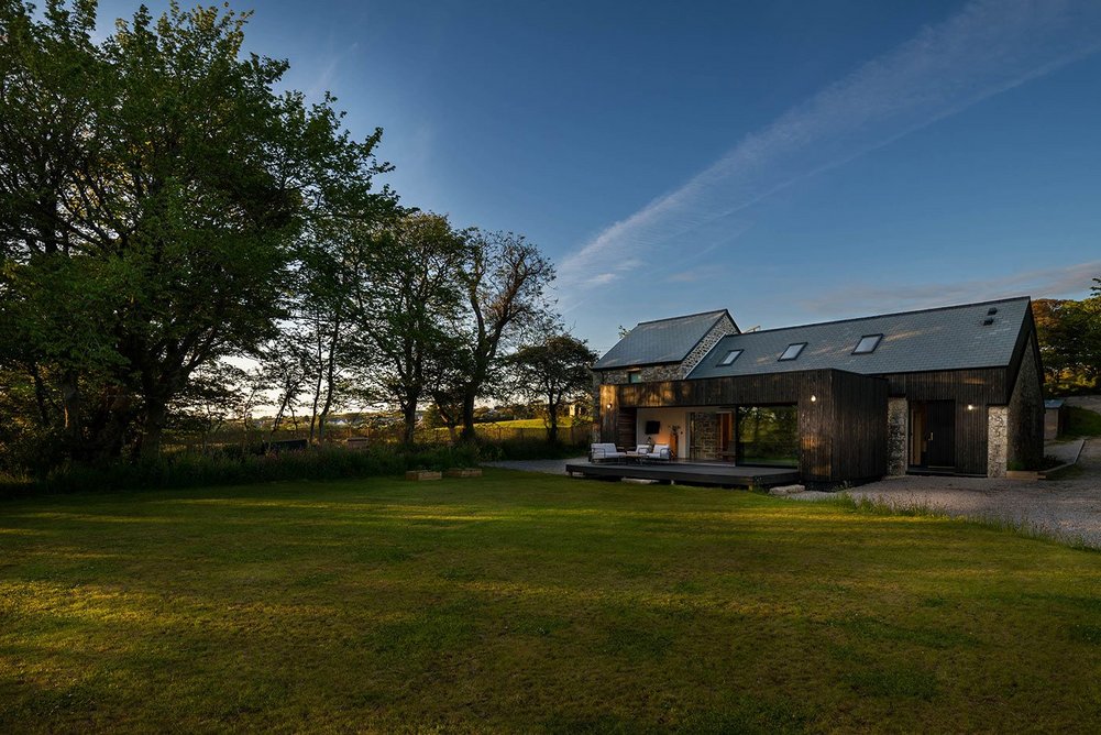 Milk Moon barn by KAST Architects.