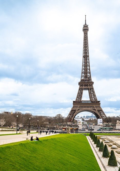 Site Tour Eiffel, Paris (first phase, 2024).
