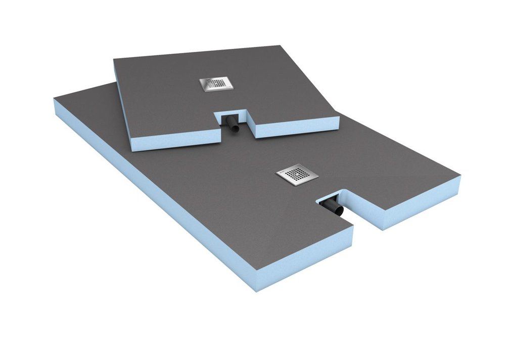 Rectangular or square formats with DN40 or DN50 drainage at the centre or the end. 1200x900mm with central drainage in two options: pipe connection at the long or the short side.