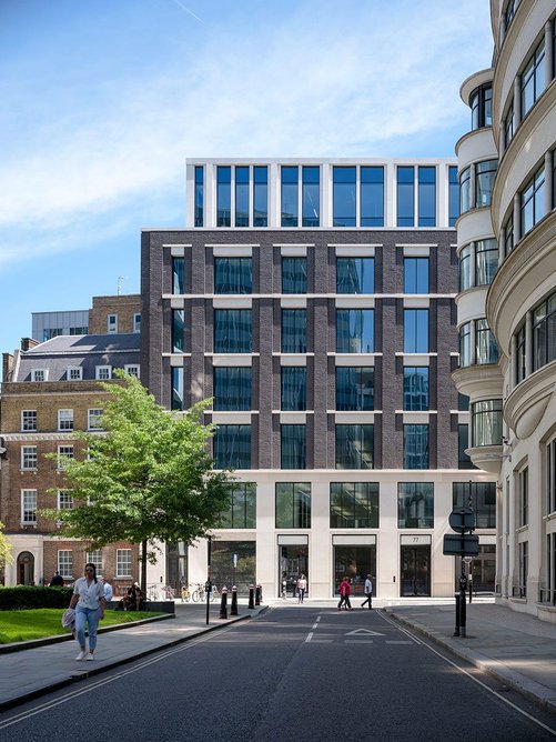 Just Facades advised on the selection of bricks for Buckley Gray Yeoman’s 77 Coleman Street in the City of London.