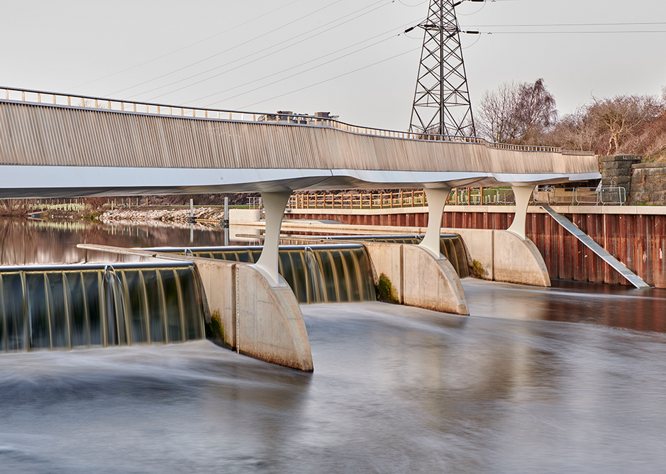 Knight Architects_Knostrop3 Knostrop Footbridge © Paul White