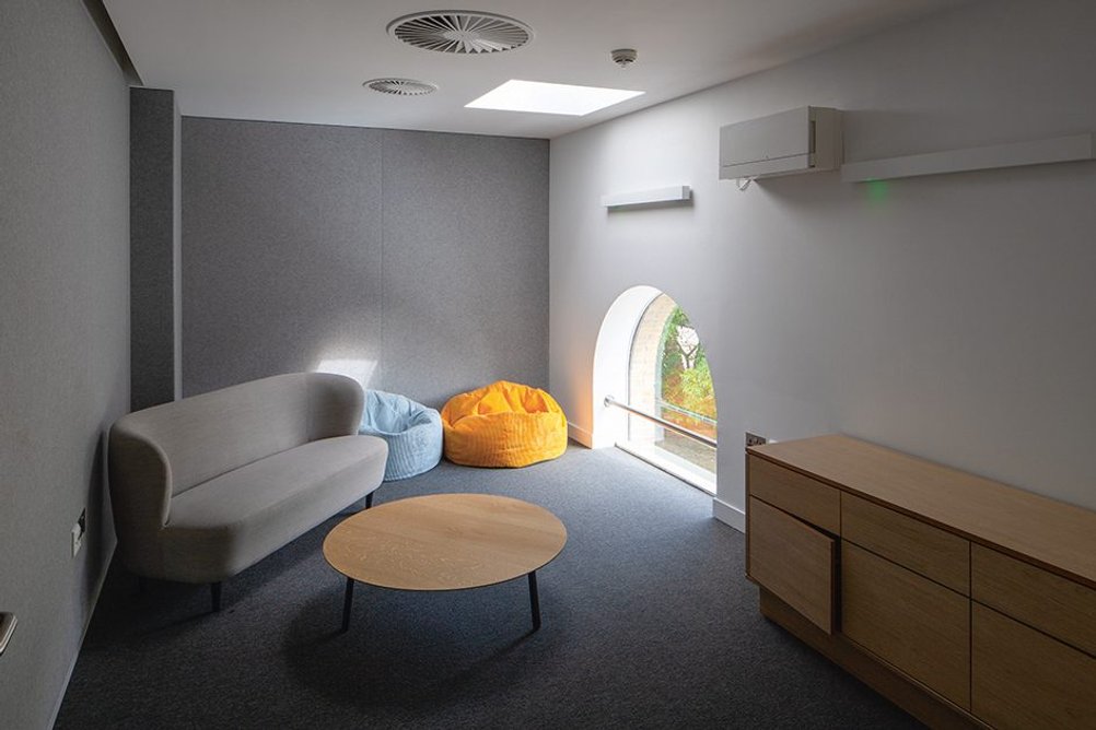 The serenity room provides fully adjustable artificial lighting to allow for multiple user need.