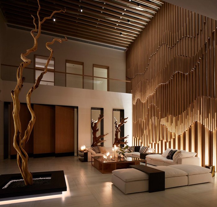 Warm evening light at a villa in Dubai, lit by John Cullen Lighting. Credit: John Cullen Lighting