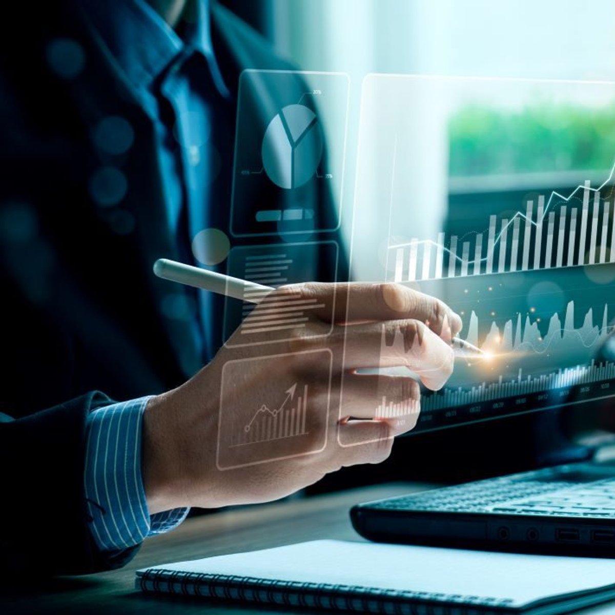 How can architects in small practices maximise their finance function?