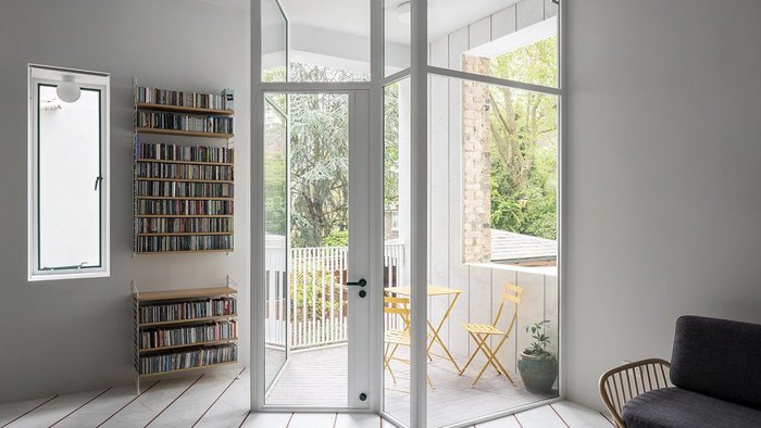 Living room loggia.