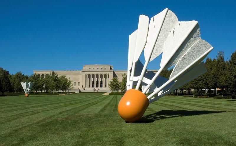 Shuttlecocks by Claes Oldenburg and Coosje van Bruggen at The Nelson-Atkins Museum of Art in Kansas City, Missouri.