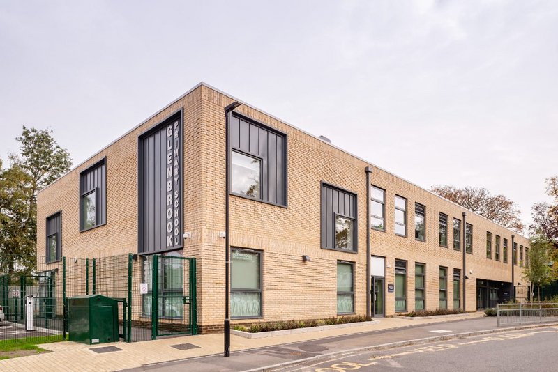 Glenbrook Primary School in the London Borough of Lambeth has stimulating classroom and learning spaces thanks to its high levels of daylight.