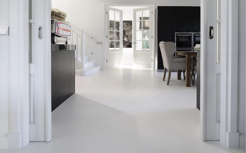 Arturo seamless resin floors: Customise to fit any environment or interior style.