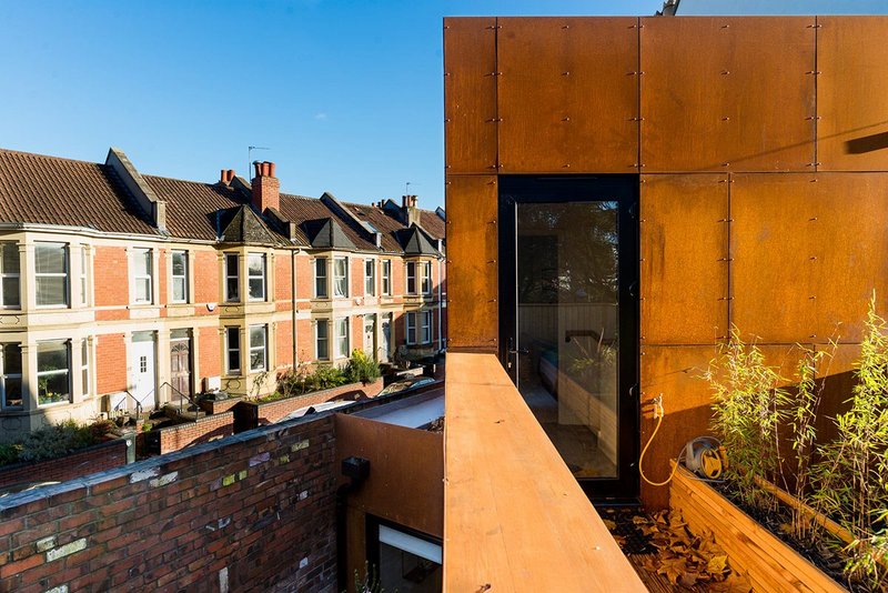 Corten Courtyard House.