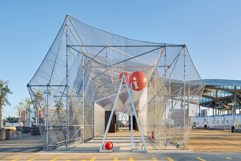 Galvanized steel was used to create a temporary information point in Barcelona. The materials could be readily deconstructed for a new life.