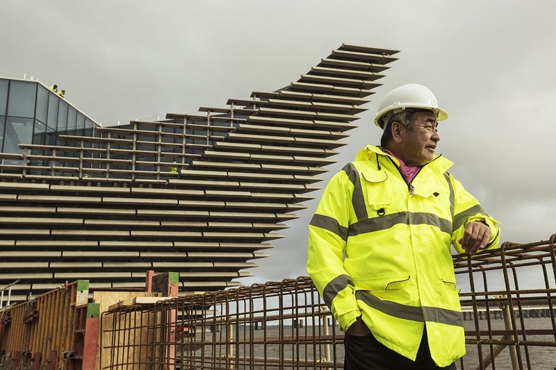 How to make a high-vis look stylish – Kengo Kuma makes a site visit to Dundee.