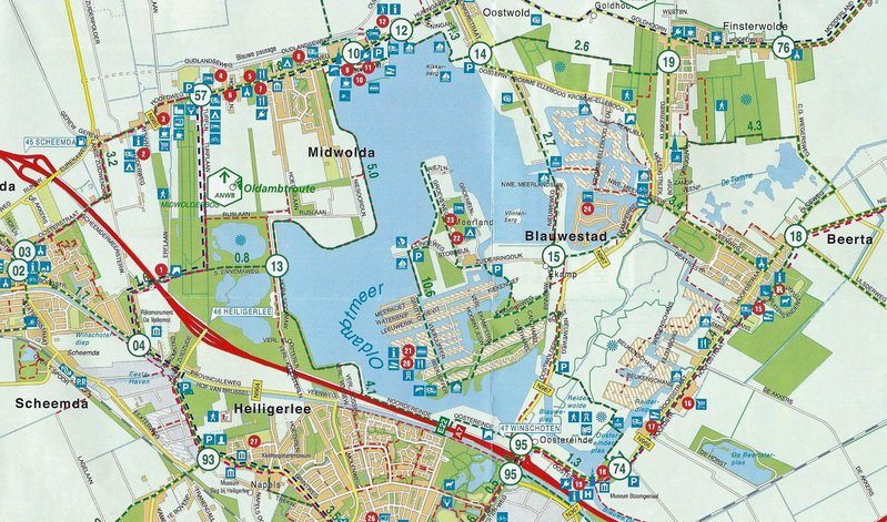 Map of Blauwestad and its manmade lake showing housing development areas