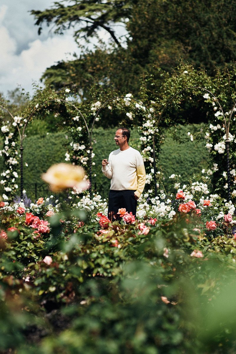 Artist Tino Sehgal in the Rose Garden at Blenheim.