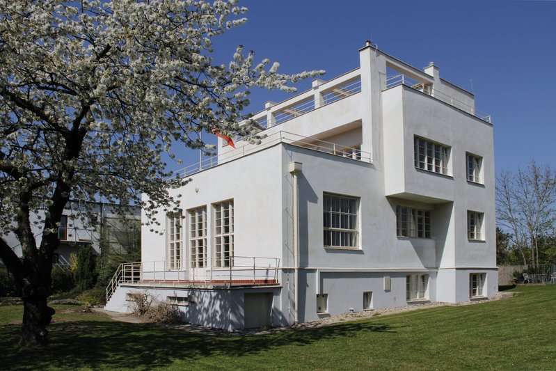 There will be a live streamed tour of Adolf Loos’ Villa Winternitz.