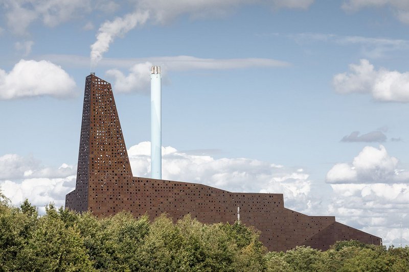 Homage is paid to the spires of Roskilde's Unesco-protected cathedral by the Incineration Line building.