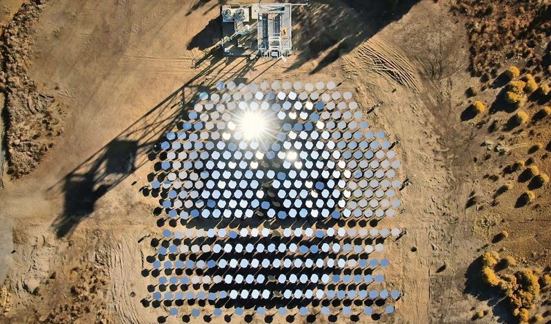 Heliogen concentrates solar energy onto a target to generate temperatures of up to 1,500oC, enough to power heavy industry.