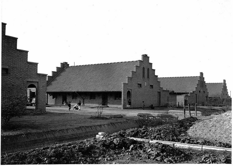 Stepped Gable houses, Bawada, Abadan, Iran. Photograph.