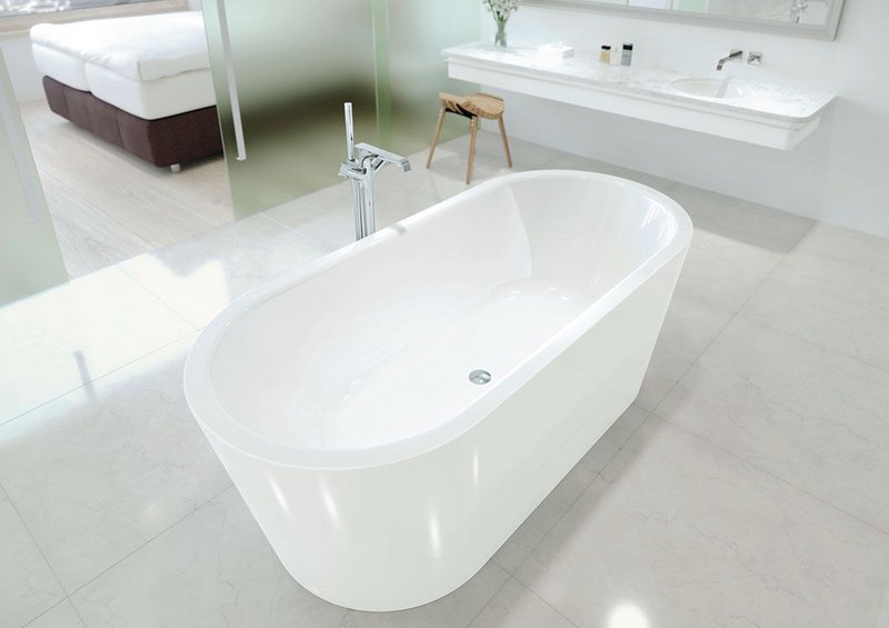 Kaldewei's Meisterstück Classic Duo Oval: the freestanding bathtub is the epitome of opulent bathroom architecture.