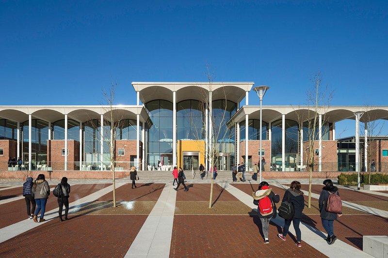 A historically proven way to urbanise an ad-hoc collection of structures: the piazza with flanking buildings and colonnade.