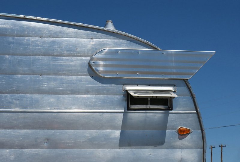 Caravan, Rawlins, Wyoming, 2015 Martine Hamilton Knight Canon G3X