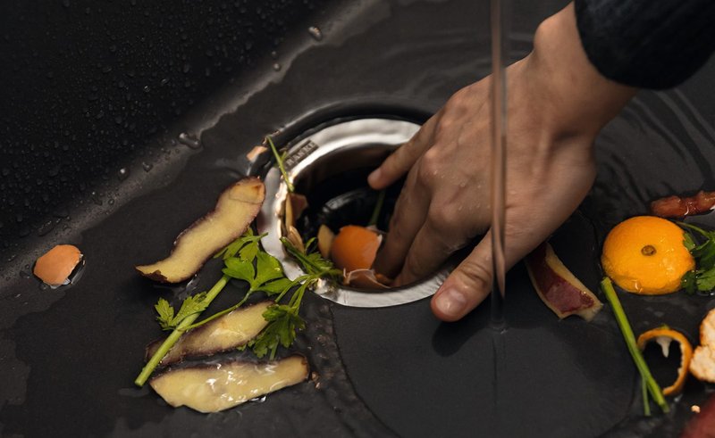 Franke’s Elite Slimline WDUs: turn on the cold tap, switch on, drop the food scraps down the drain. It’s that easy - and safe too, with no blades or knives.