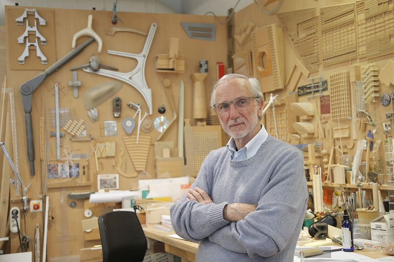 Renzo Piano in his workshop in Paris, 2015.