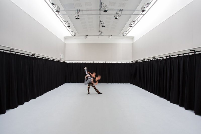 Dance studios are intimate and naturally-lit. Well heated, they are ventilated by the rooflights above. Acoustic plasterboard and drapes over the mirrors increase performance