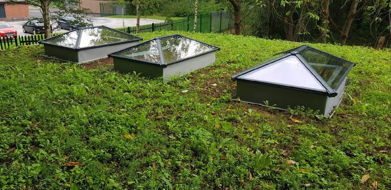 Combining two sustainable technologies - a Sika Green Roof system and a Sika Sarnafil AT waterproof membrane  - into a single roofing package helps architects fulfil criteria for sustainable building certifications, including BREEAM and WELL.