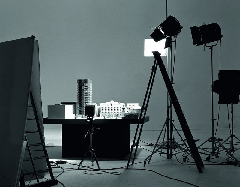 All set up in photographer John Donat’s studio in 1981, the Mansion House Square model.