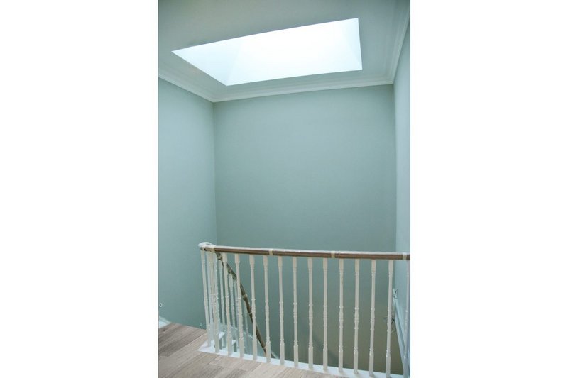 The Neo rooflight: 14 standard sizes plus a made-to-measure service are available.