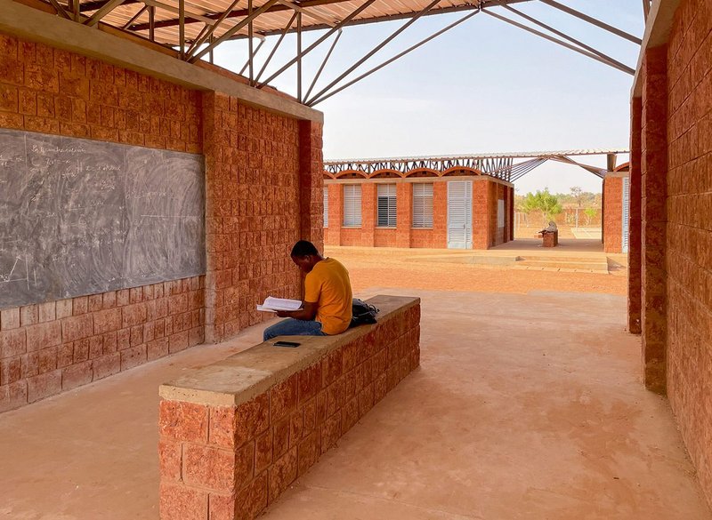 Homework, Hampâté Bâ, Niamey, Niger, 2022.