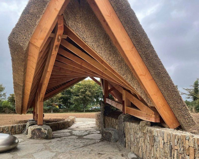 Passage House incorporates a flagged  floor and stone piers from a nearby quarry,  and dry stone walls quarried from the site.