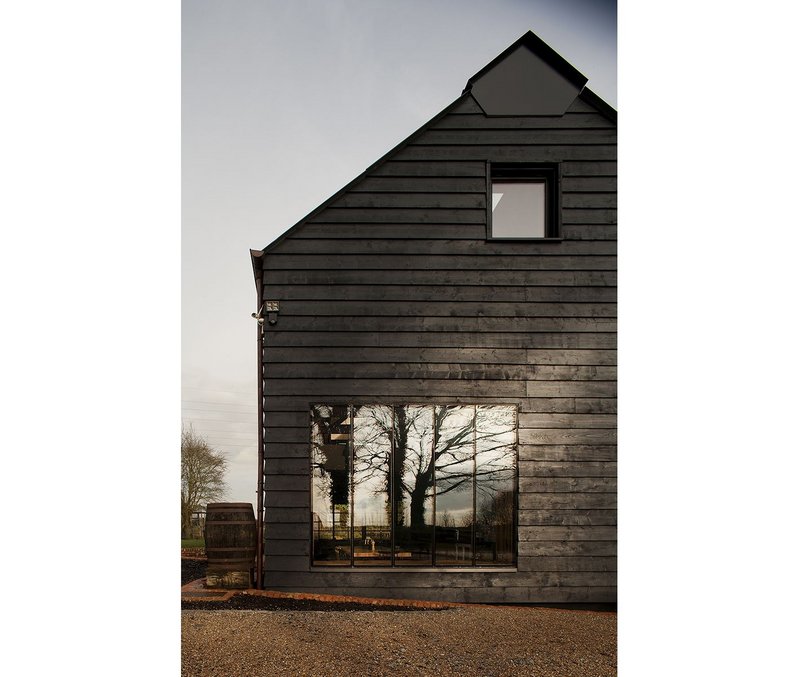 Ancient Party Barn, Kent – Liddicoat & Goldhill. Click on the image