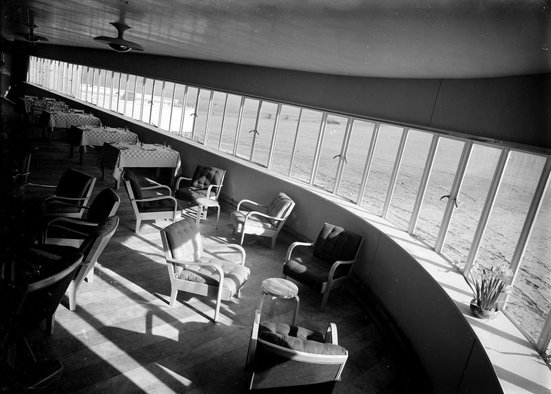 London Gliding Club, Dunstable, 1935.