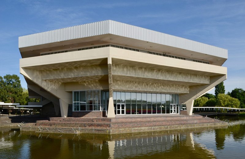 York University, Heslington, York; Robert Matthew, Johnson-Marshall & Partners.